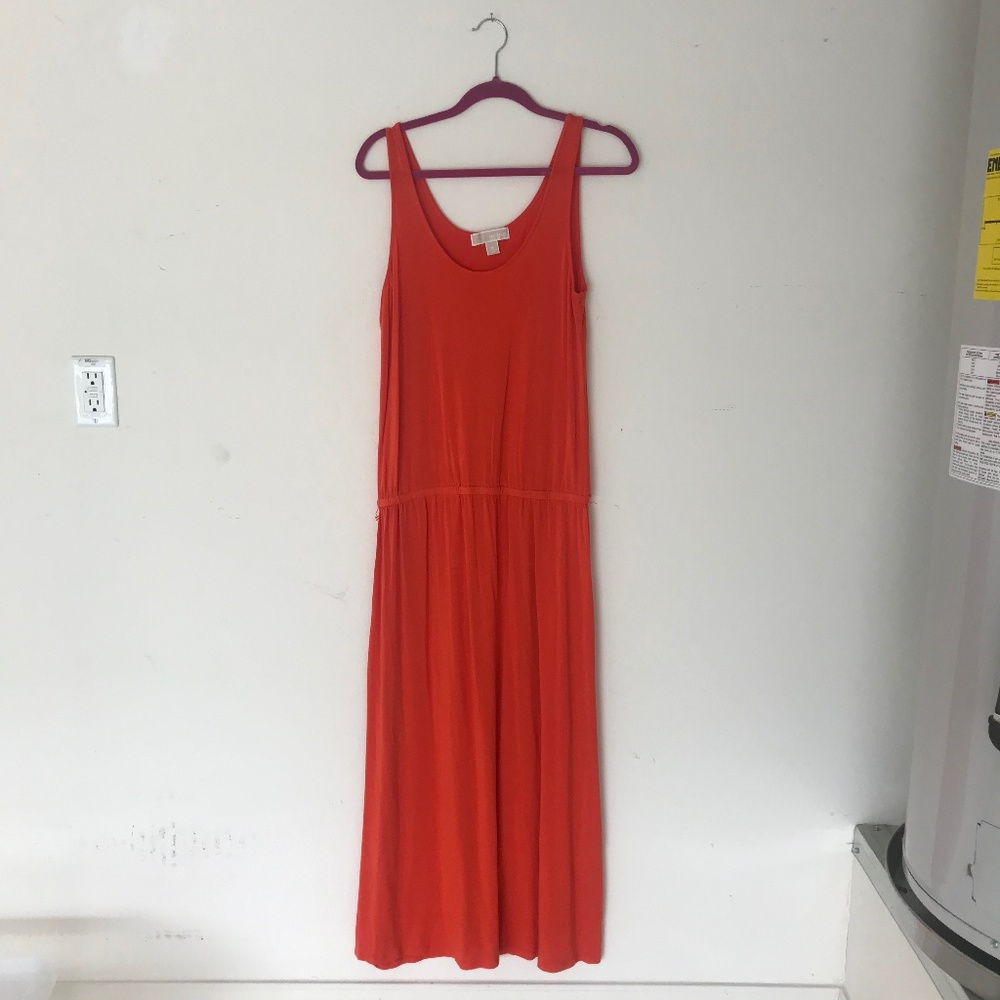 Orange sleeveless maxi dress